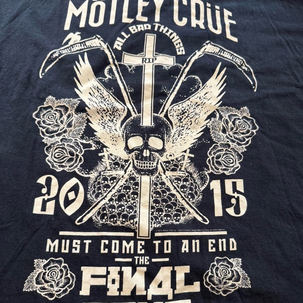 Motley Crue final tour band tee size XL vintage 2015